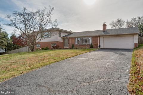 608 Poole Rd, Westminster, MD 21157 photo 4