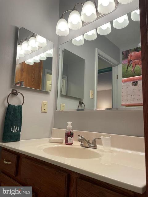 4706 Barbed Ct, Hampstead, MD 21074 photo 22