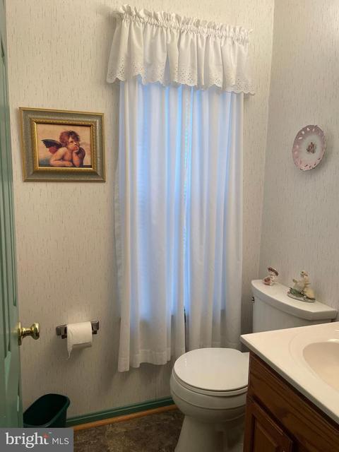 4706 Barbed Ct, Hampstead, MD 21074 photo 9