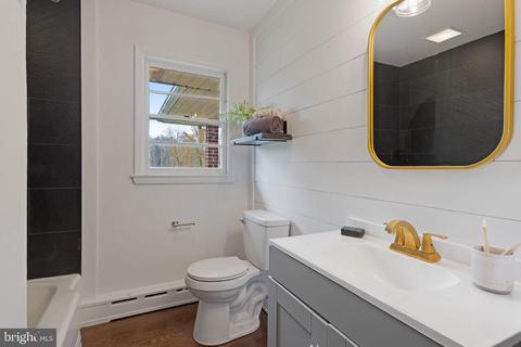 307 Lambert Ave, New Windsor, MD 21776 photo 10