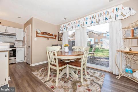 40 Hillside Ct, Westminster, MD 21157 photo 8