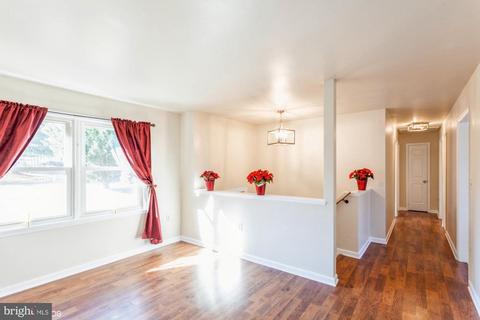 1207 Allview Dr, Hampstead, MD 21074 photo 6