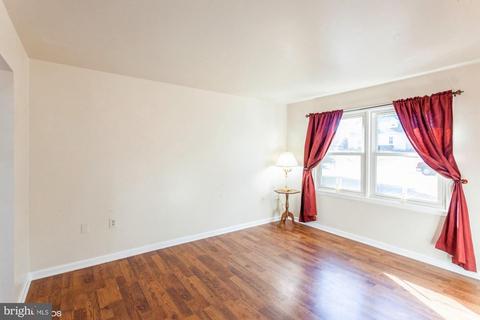 1207 Allview Dr, Hampstead, MD 21074 photo 4