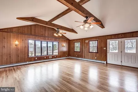 3411 Schaefer Dr, Hampstead, MD 21074 photo 9