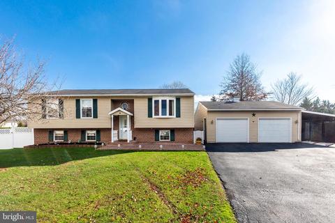 237 Roth Ave, Taneytown, MD 21787 photo 1