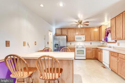237 Roth Ave, Taneytown, MD 21787 photo 10