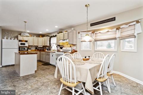 401 Leppo Rd, Westminster, MD 21158 photo 8