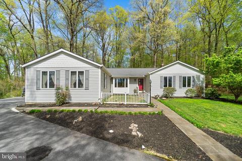 220 Magers Dr, Westminster, MD 21158