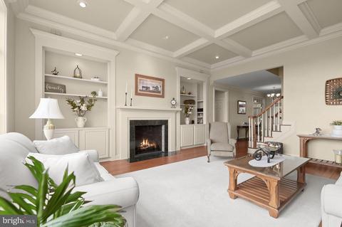 1907 Killarney Dr, Westminster, MD 21157 photo 3