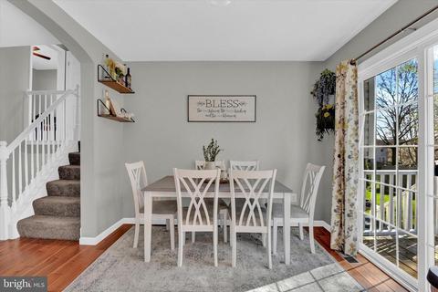 698 Windsor Dr, Westminster, MD 21158 photo 9