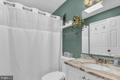 698 Windsor Dr, Westminster, MD 21158 photo 17