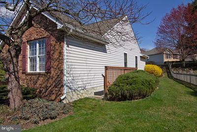 745 Hess Ct, Westminster, MD 21157 photo 3