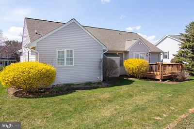 745 Hess Ct, Westminster, MD 21157 photo 2