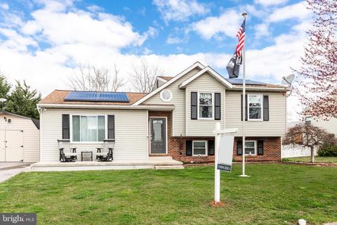 28 O Brien Ave, Taneytown, MD 21787