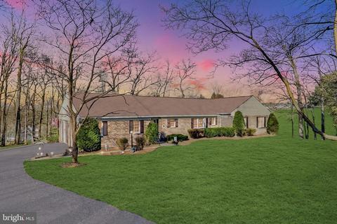 2385 Glover Dr, Mount Airy, MD 21771