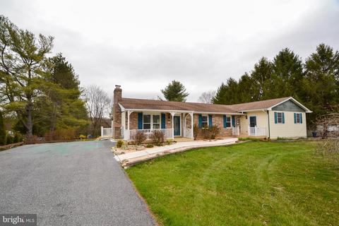 2410 Lawndale Rd, Finksburg, MD 21048