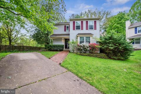 1065 Berkley Dr, Sykesville, MD 21784