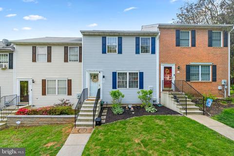104 N Towne Ct, Mount Airy, MD 21771