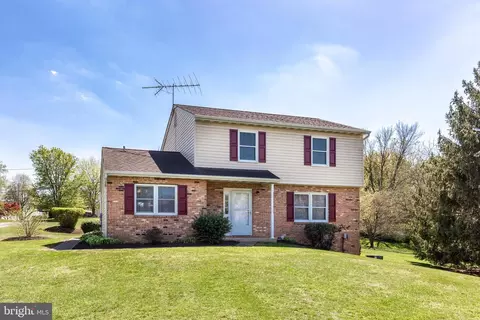 3252 Hawks Hill Rd, New Windsor, MD 21776