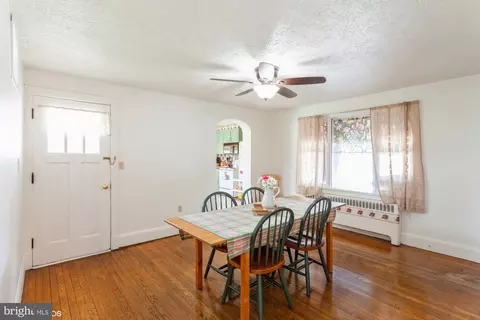 1436 Fairmount Rd, Hampstead, MD 21074 photo 9