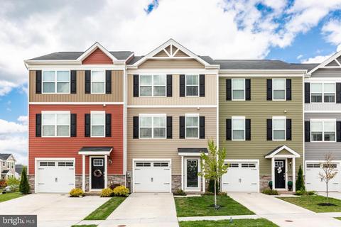 303 Crimson Ave, Taneytown, MD 21787