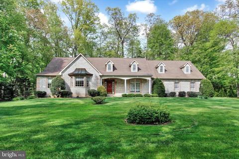 2345 Golfview Ln, Hampstead, MD 21074