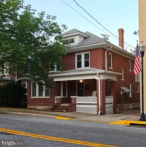 146 Pennsylvania Ave, Westminster, MD 21157