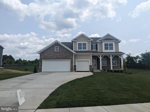 745 Starry Night Dr, Westminster, MD 21157