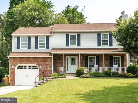 1425 Burnside Dr, Hampstead, MD 21074
