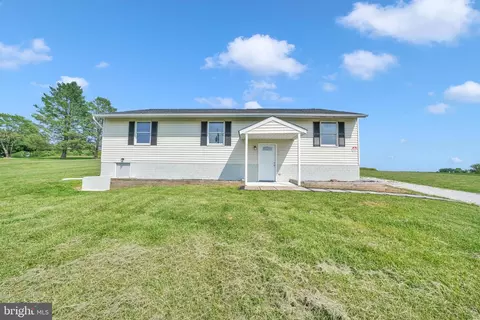 155 S Houcksville Rd, Hampstead, MD 21074
