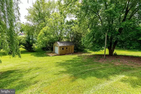 413 Hook Rd, Westminster, MD 21157 photo 5