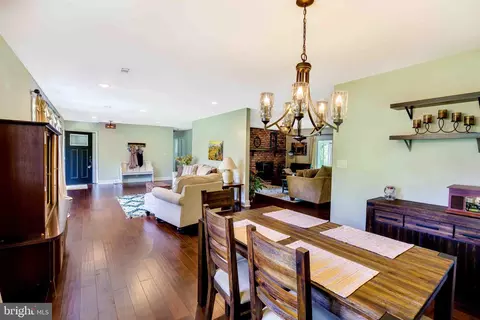 413 Hook Rd, Westminster, MD 21157 photo 12