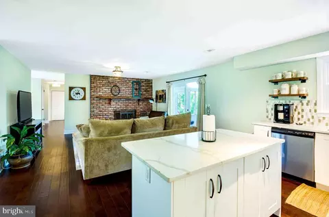 413 Hook Rd, Westminster, MD 21157 photo 13