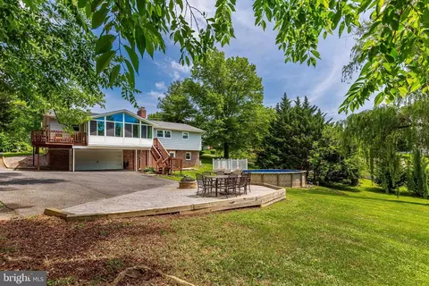 413 Hook Rd, Westminster, MD 21157 photo 3
