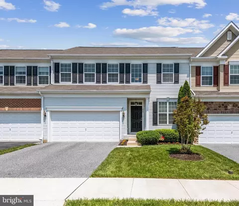 225 Greenvale Mews Dr #48, Westminster, MD 21157