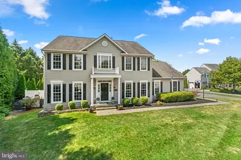 907 Alexander Dr, Westminster, MD 21157