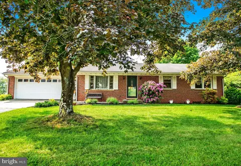 2121 Bachmans Valley Rd, Manchester, MD 21102
