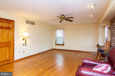704 Sullivan Rd, Westminster, MD 21157 photo 11