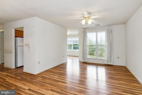 3830 Normandy Dr #2B, Hampstead, MD 21074 photo 5