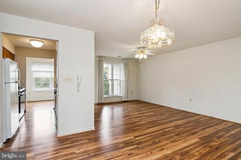 3830 Normandy Dr #2B, Hampstead, MD 21074 photo 9