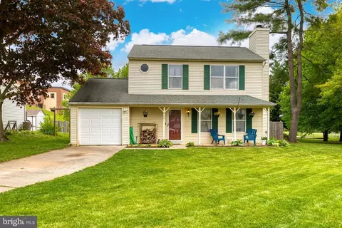 910 Slash Pine Ct, Sykesville, MD 21784