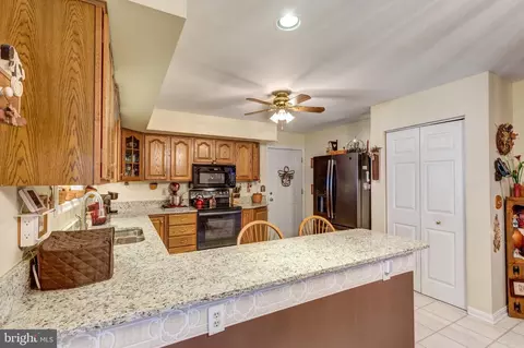 550 Lees Mill Rd, Hampstead, MD 21074 photo 4