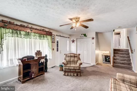 550 Lees Mill Rd, Hampstead, MD 21074 photo 14