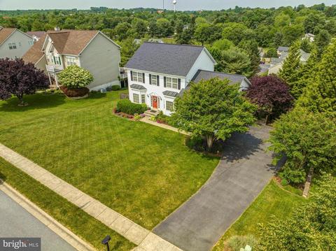 804 Promenade Ln, Mount Airy, MD 21771