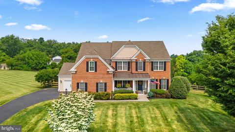 1063 Mahuron Rd, Westminster, MD 21157 photo 2