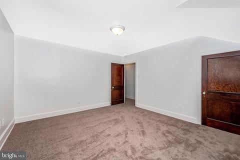 321 E Baltimore St, Taneytown, MD 21787 photo 32