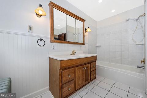 321 E Baltimore St, Taneytown, MD 21787 photo 39