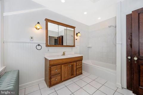 321 E Baltimore St, Taneytown, MD 21787 photo 38