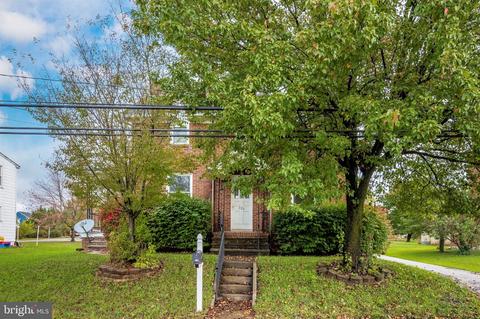 321 E Baltimore St, Taneytown, MD 21787 photo 4