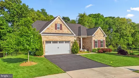 404 Amherst Ct, Westminster, MD 21158
